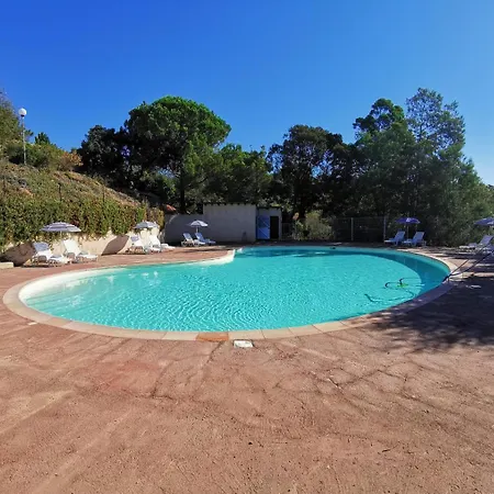 Mini Avec Acces Direct Plage De Favone Apartament